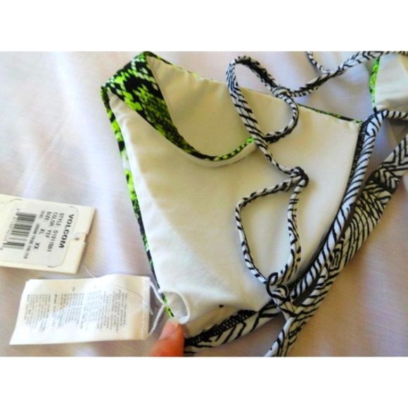 NEW Volcom Bikini Top Urban Tribe Halter Yellow Fish Padded Extra Large XL - Picture 9 of 10